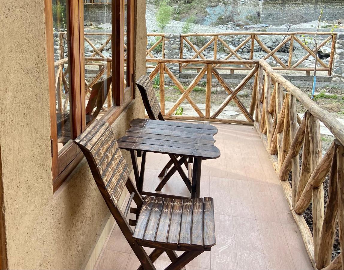 Shivadya Tirthan - Tirthan Valley Banjar Luaran gambar