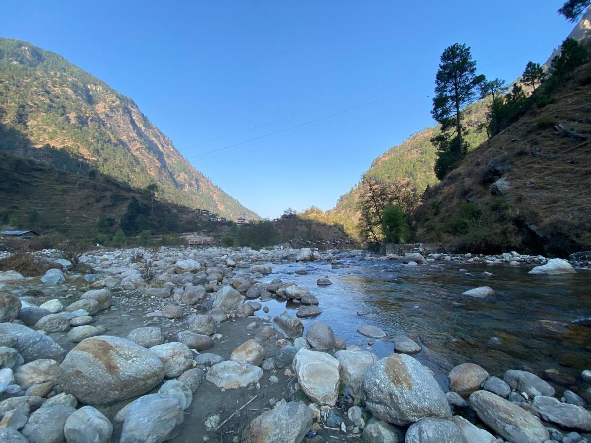 Shivadya Tirthan - Tirthan Valley Banjar Luaran gambar