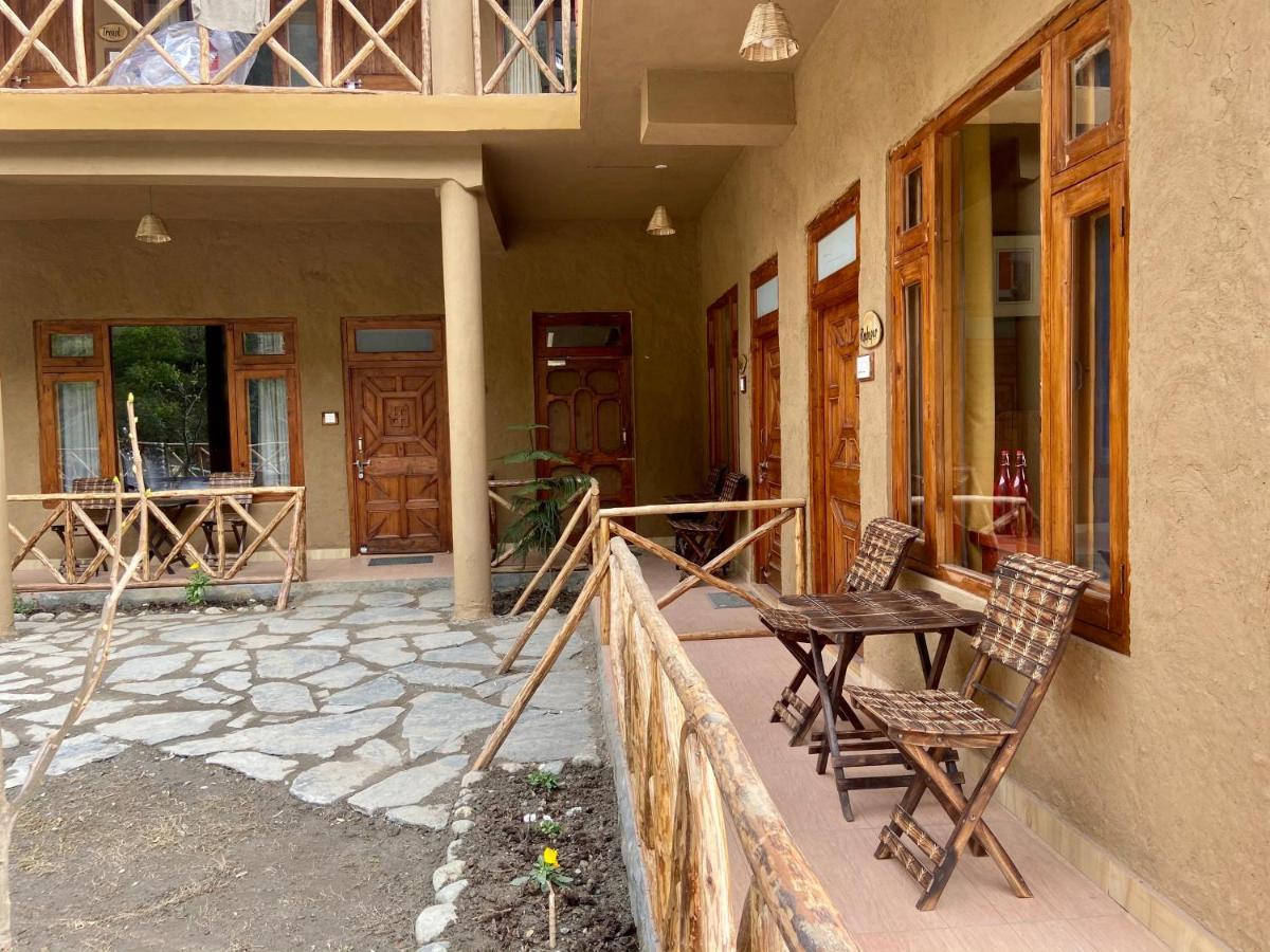 Shivadya Tirthan - Tirthan Valley Banjar Luaran gambar