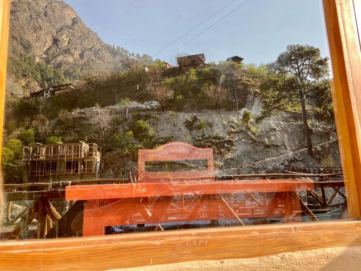 Shivadya Tirthan - Tirthan Valley Banjar Luaran gambar