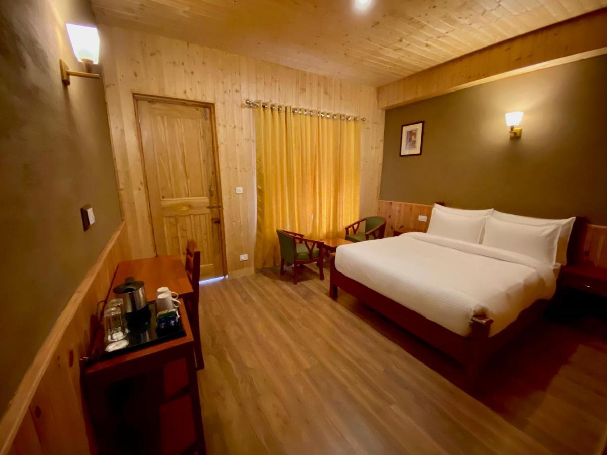 Shivadya Tirthan - Tirthan Valley Banjar Luaran gambar