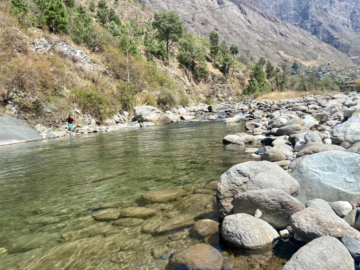 Shivadya Tirthan - Tirthan Valley Banjar Luaran gambar