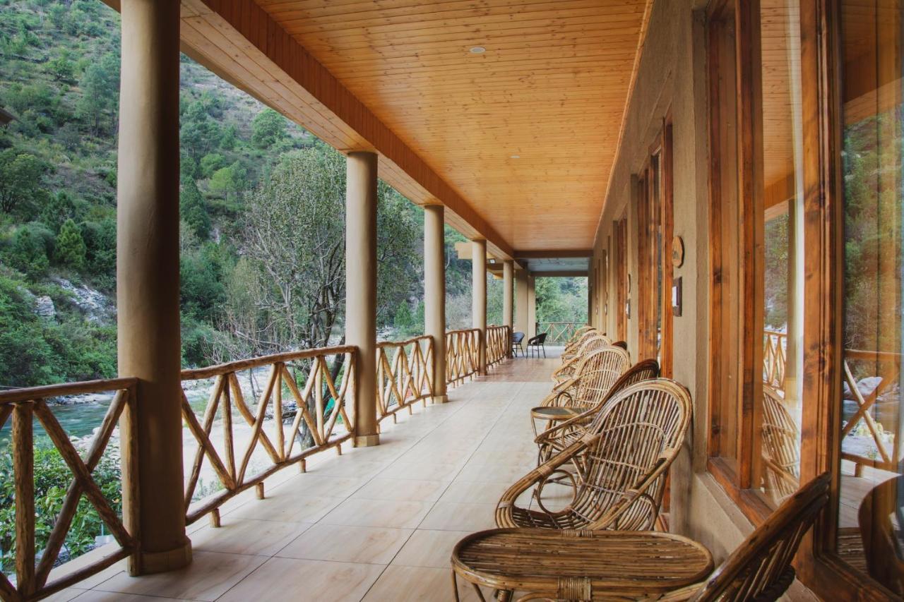 Shivadya Tirthan - Tirthan Valley Banjar Luaran gambar